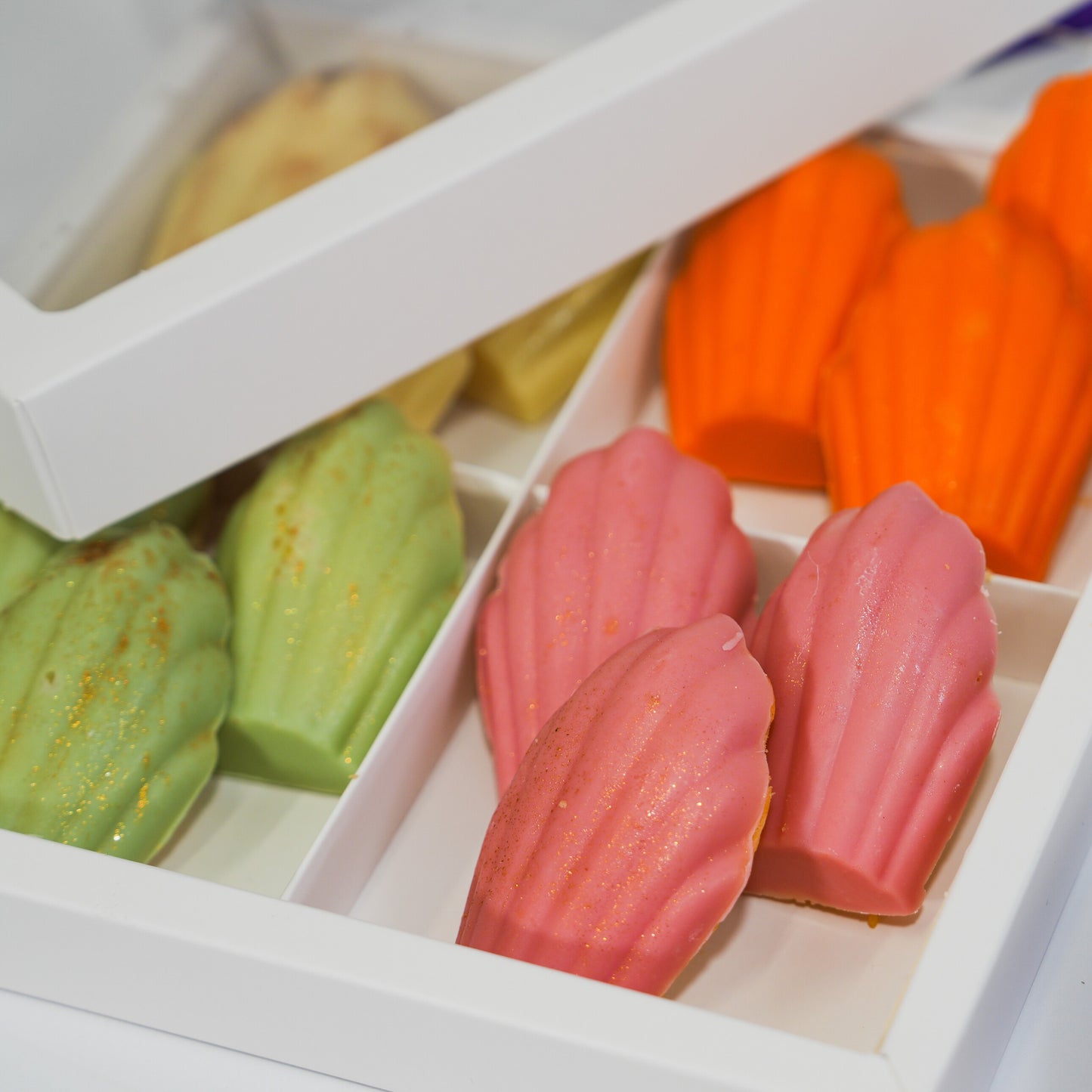 Cutia Madlene în Ciocolată – 4 arome, 500g