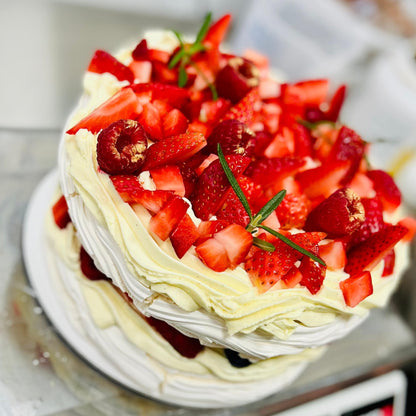 Tort Pavlova 1.4 kg
